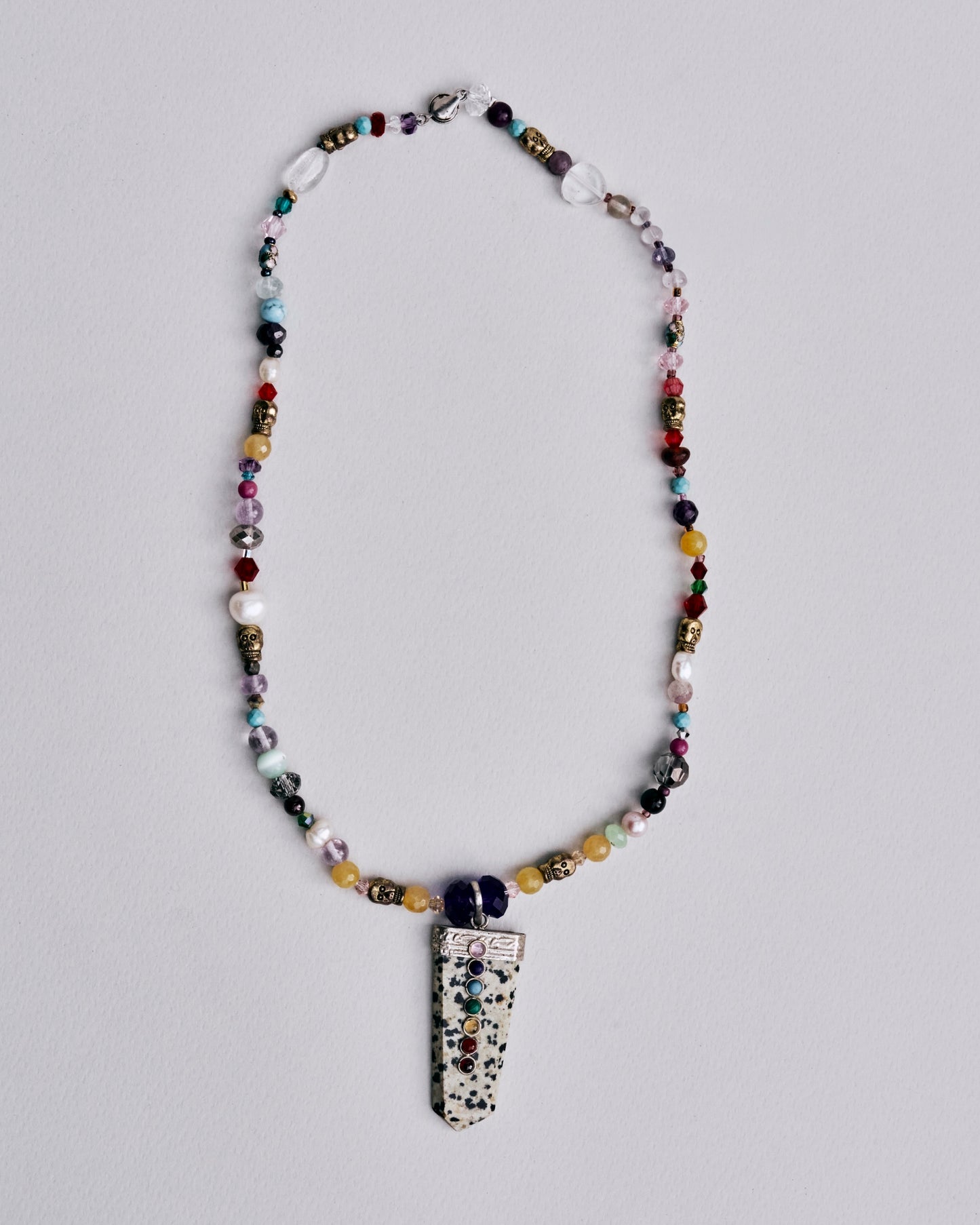 Amuleto de jaspe dálmata