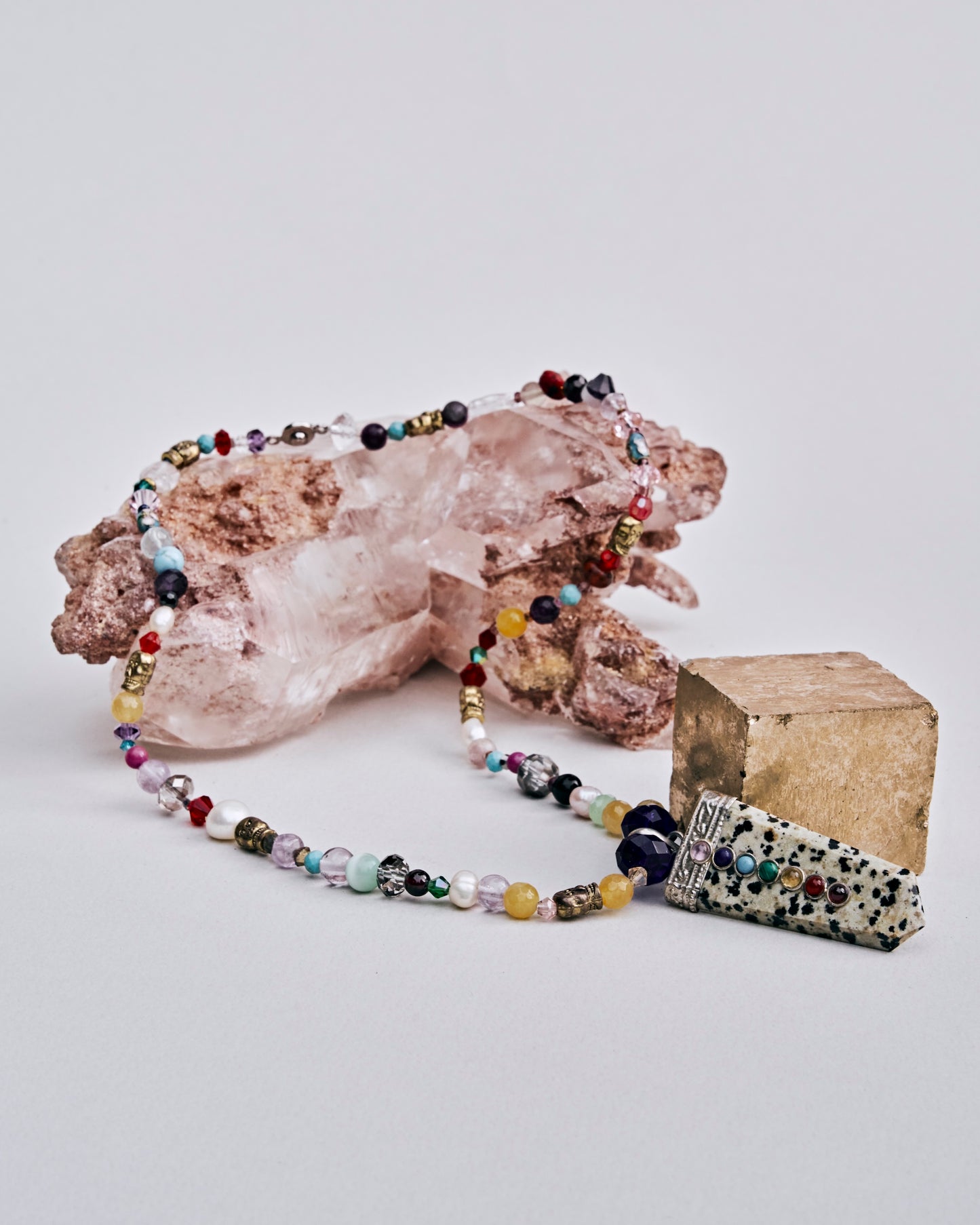 Amuleto de jaspe dálmata