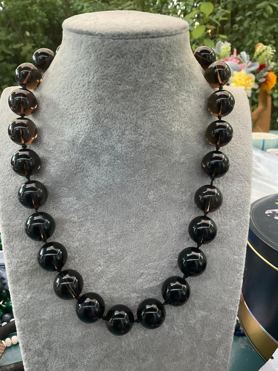 Collar de cuarzo humo