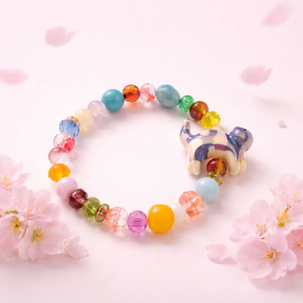 Pulsera gemas y acrílicos de alta gama con gatito hecho a mano en cerámica